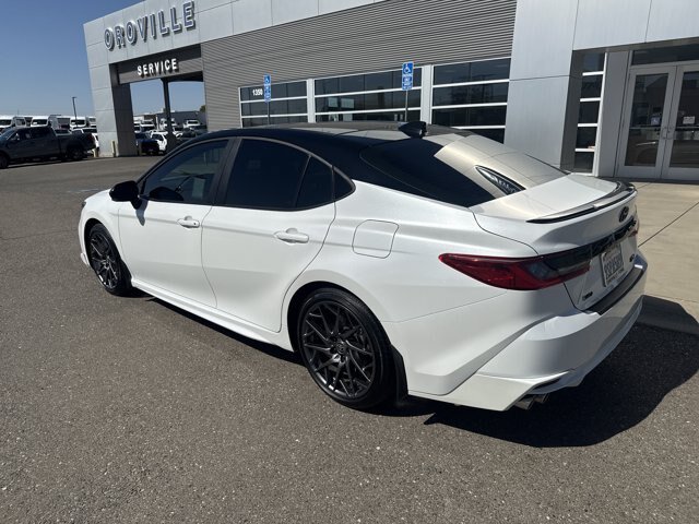 Used 2025 Toyota Camry XSE FWD image 3