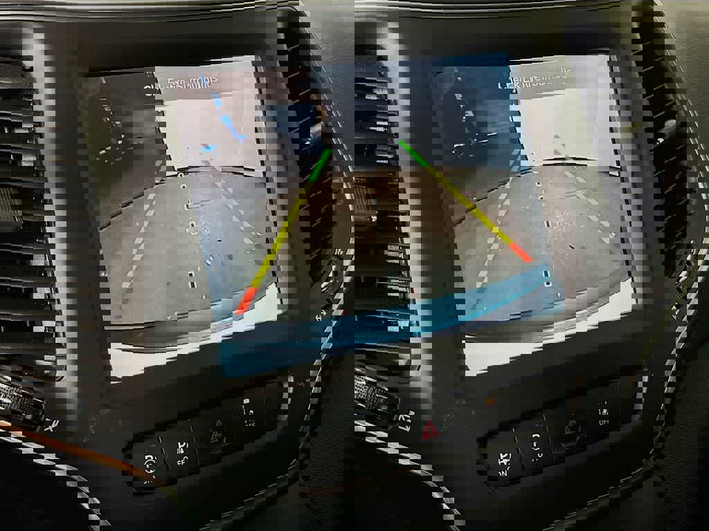 Used 2023 Jeep Cherokee Altitude Lux image 29