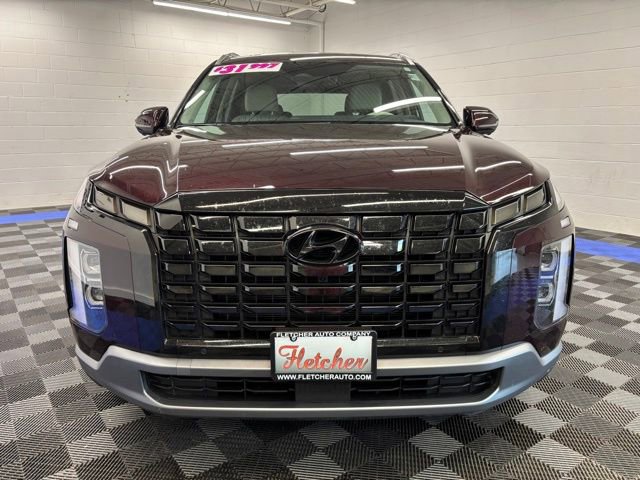 Used 2023 Hyundai Palisade Limited w/ Cargo Package FWD image 13
