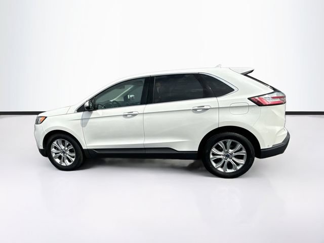 Certified 2020 Ford Edge Titanium w/ Equipment Group 301A AWD/4WD image 6