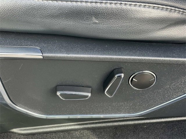 Certified 2022 Ford F150 Lariat w/ Equipment Group 502A High image 21