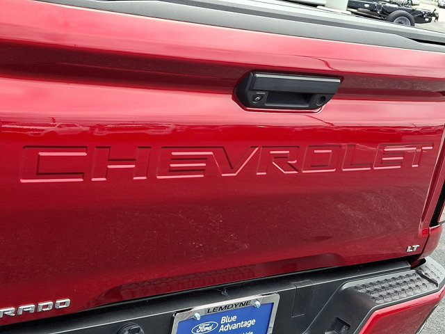 Used 2023 Chevrolet Colorado LT w/ LT Convenience Package II AWD/4WD image 31