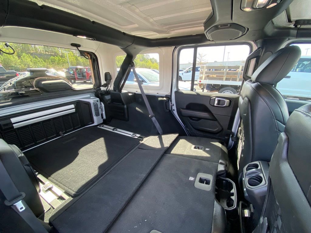 Used 2022 Jeep Wrangler Unlimited Rubicon w/ LED Lighting Group image 28