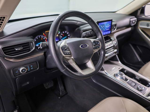 Certified 2021 Ford Explorer Limited w/ Equipment Group 301A image 25