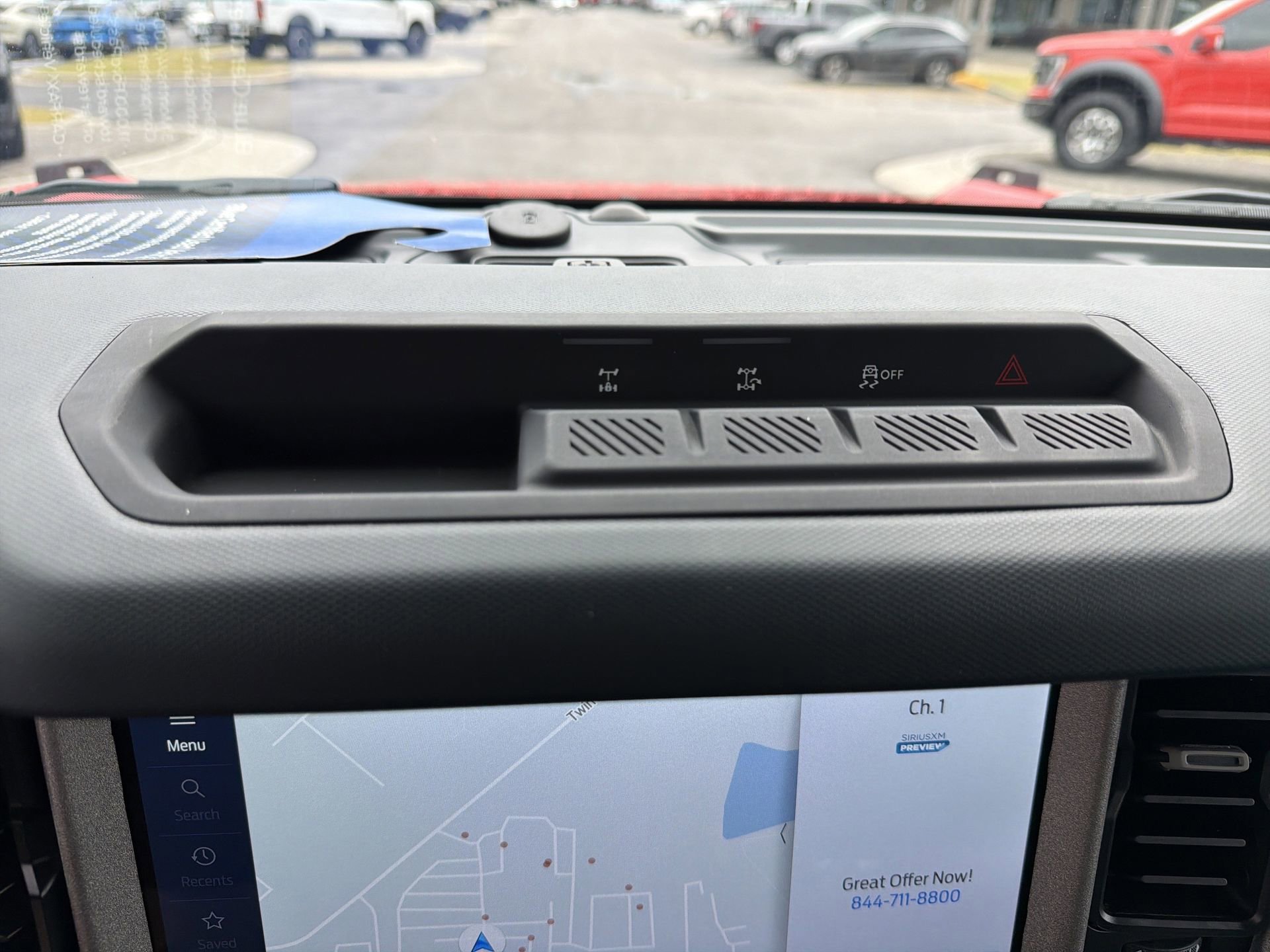 Certified 2024 Ford Bronco Outer Banks AWD/4WD image 8