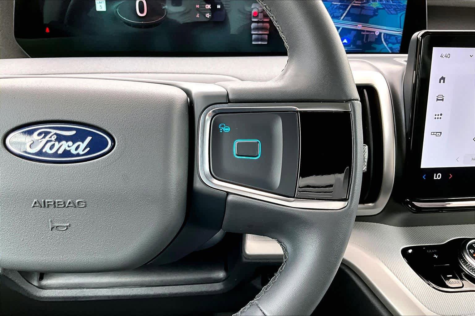 Certified 2025 Ford Expedition Active RWD image 25