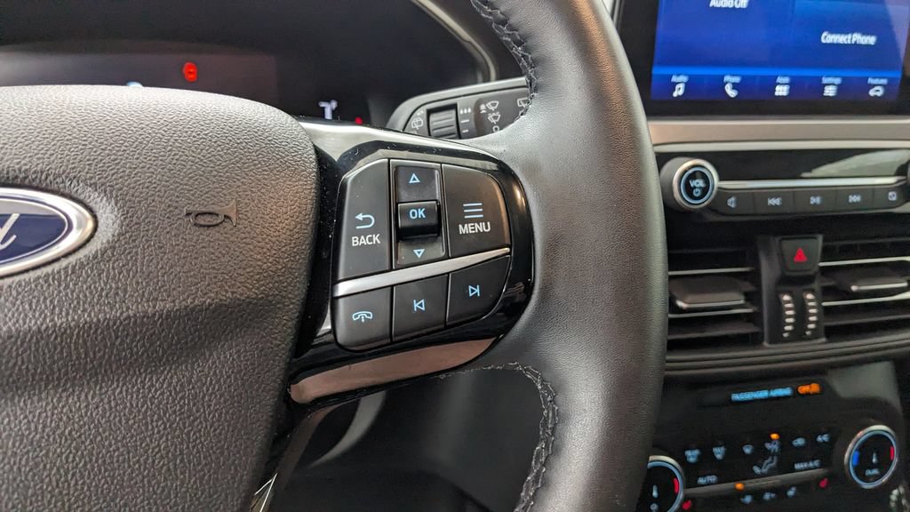 Certified 2023 Ford Escape Active w/ Cold Weather Package FWD image 31