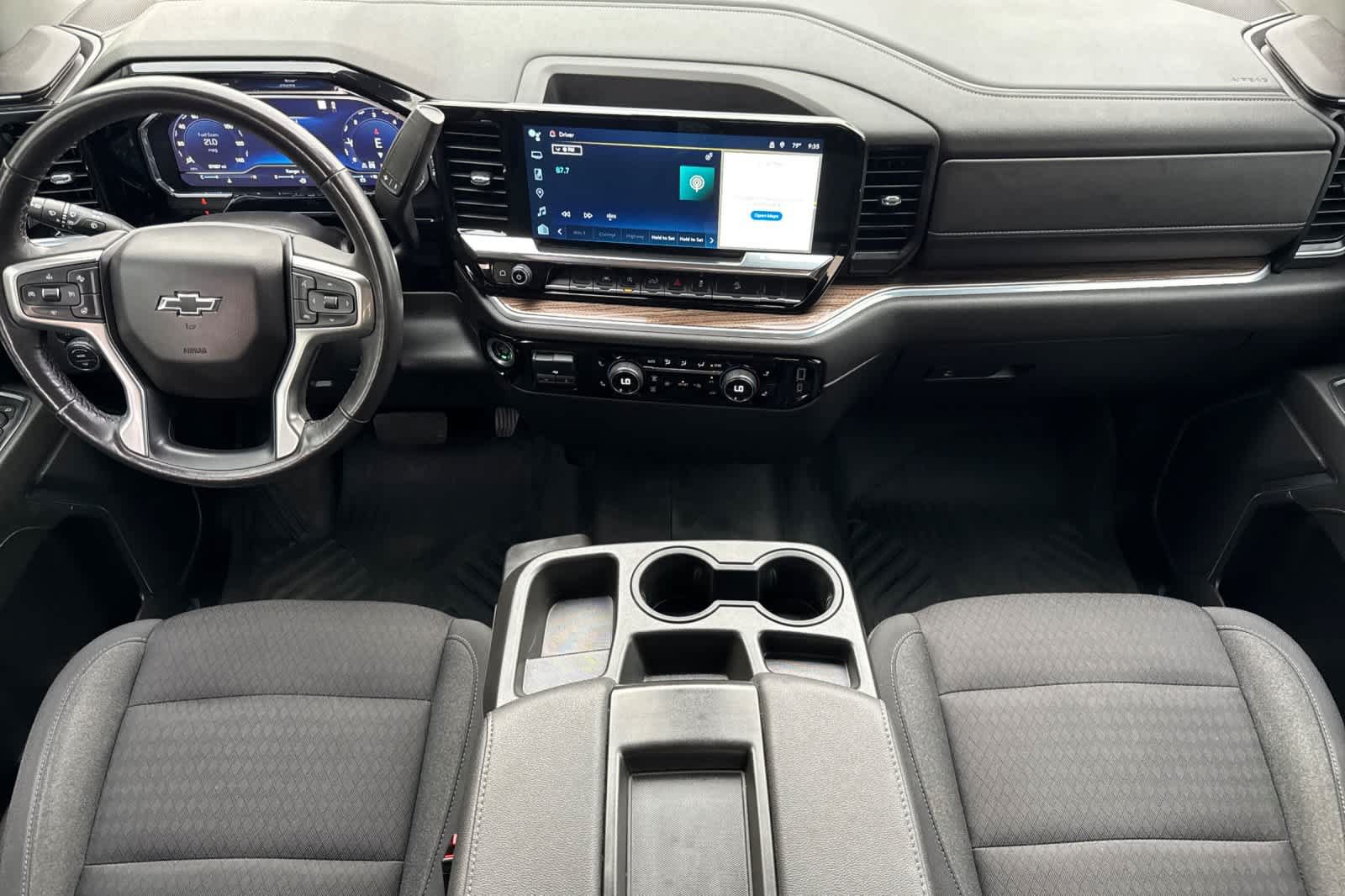 Used 2022 Chevrolet Silverado 1500 RST AWD/4WD image 3