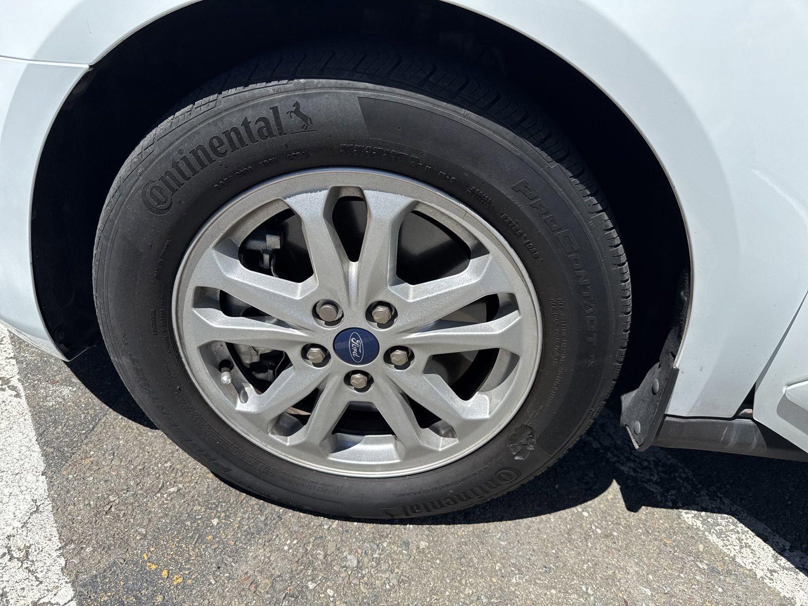 Certified 2023 Ford Transit Connect XLT FWD image 17
