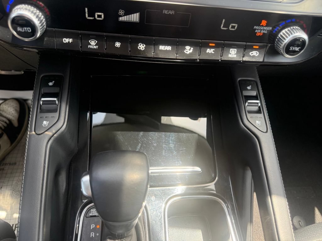 Used 2021 Kia Telluride SX w/ SX Prestige Package AWD/4WD image 26
