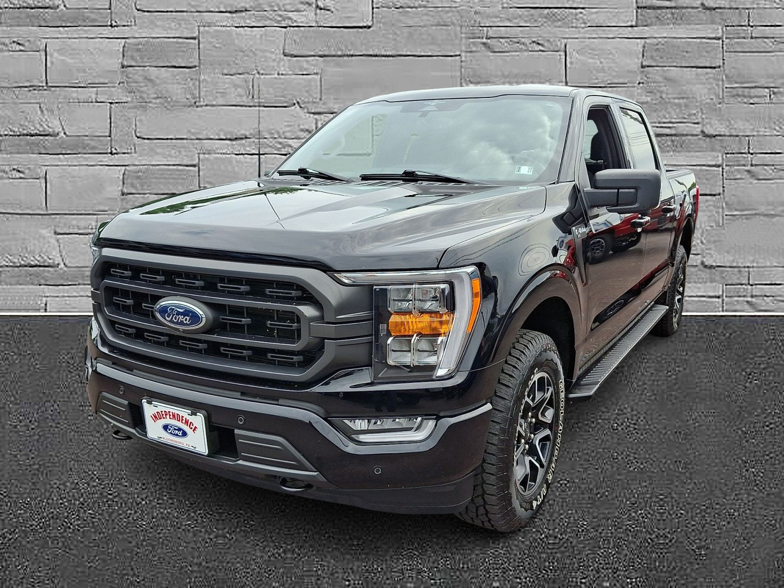 Certified 2023 Ford F150 XLT w/ Equipment Group 302A High AWD/4WD image 4