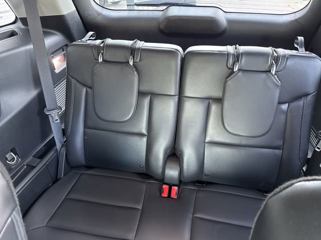 Certified 2022 Ford Explorer XLT w/ Equipment Group 202A image 9