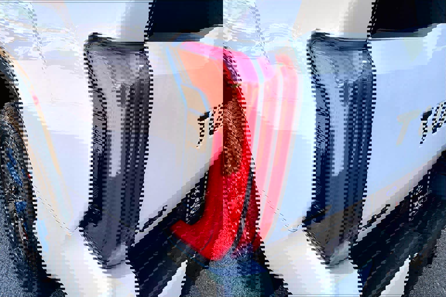 Used 2025 Toyota Tundra Platinum image 31