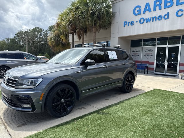 Used 2020 Volkswagen Tiguan SE R-Line AWD/4WD image 11