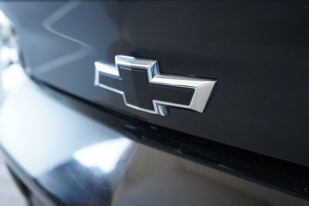 Used 2023 Chevrolet Camaro LT w/ RS Package RWD image 6