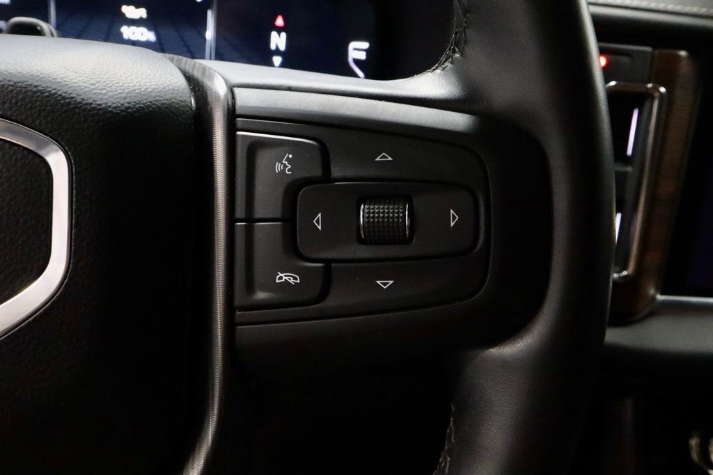 Used 2024 GMC Yukon XL Denali Ultimate AWD/4WD image 35
