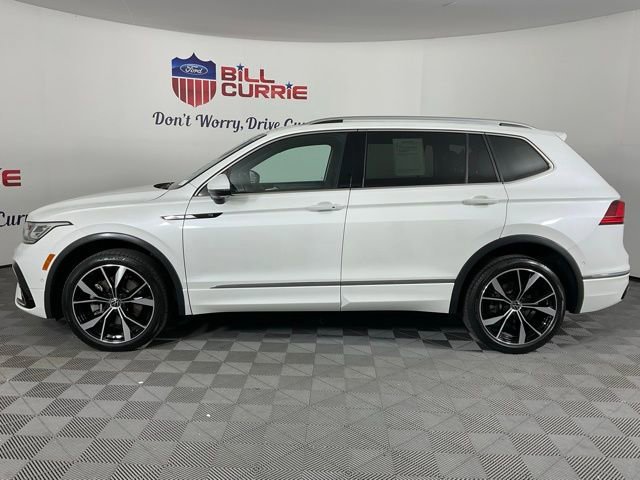 Used 2022 Volkswagen Tiguan SEL R-Line image 2