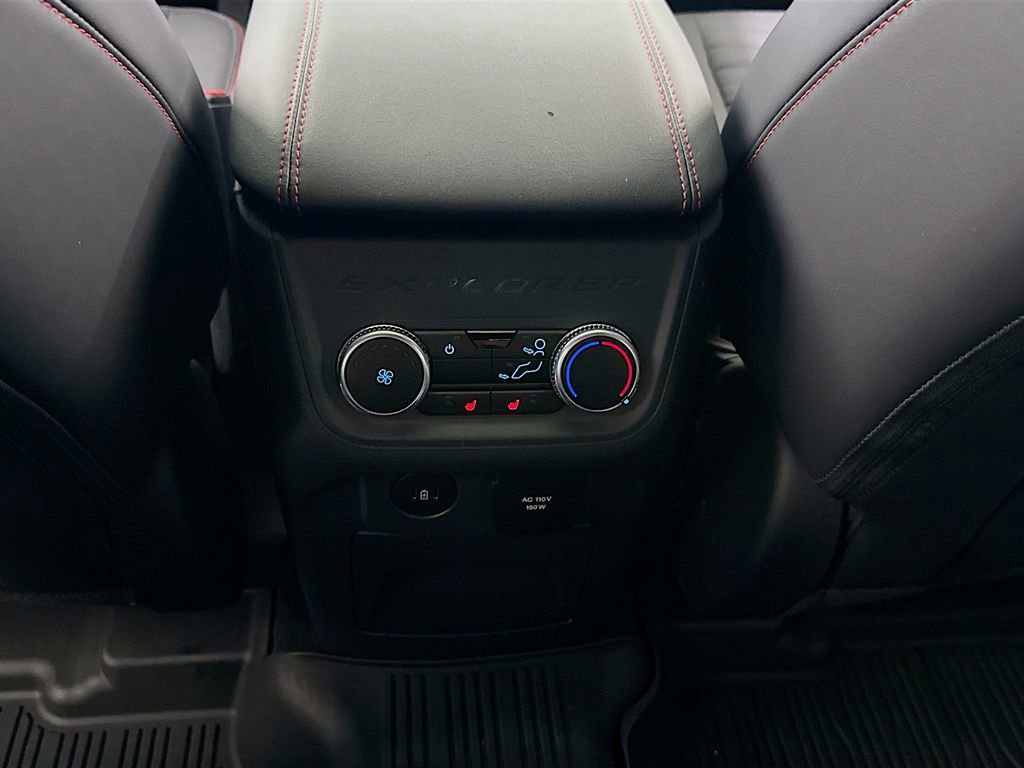 Certified 2025 Ford Explorer ST-Line w/ Premium Package image 27