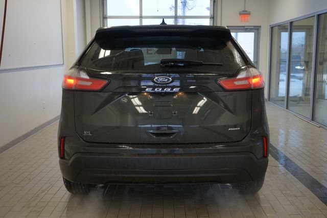 Certified 2022 Ford Edge SE image 12