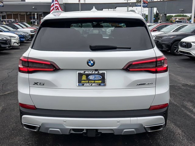 Used 2023 BMW X5 xDrive40i w/ Premium Package AWD/4WD image 8