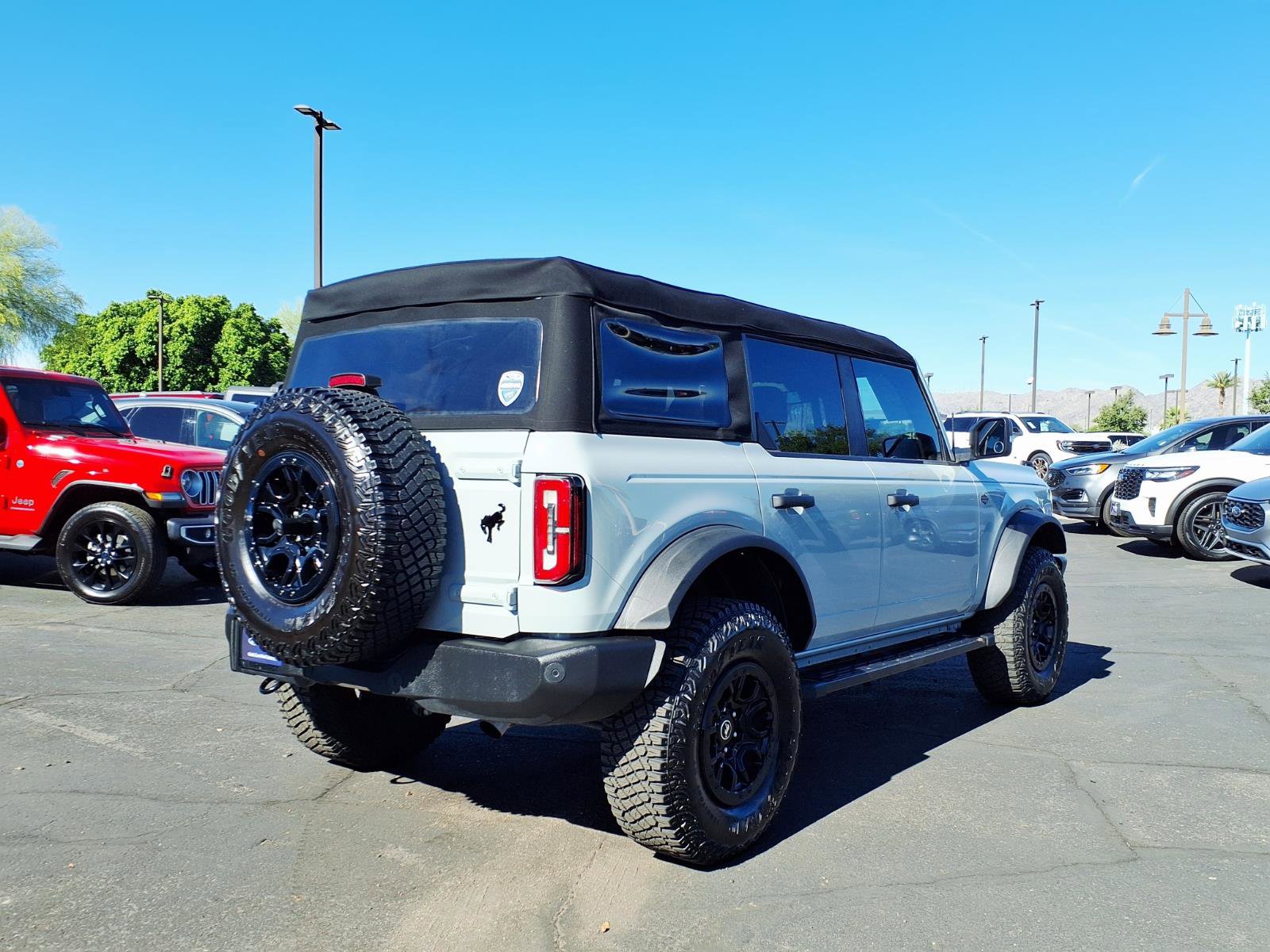 Certified 2023 Ford Bronco Wildtrak AWD/4WD image 6