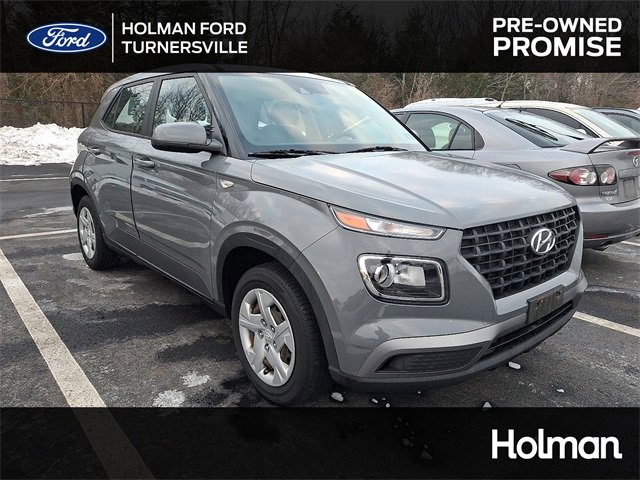 Used 2020 Hyundai Venue SE image 1