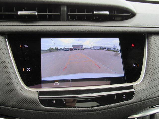Used 2025 Cadillac XT6 Luxury FWD image 29