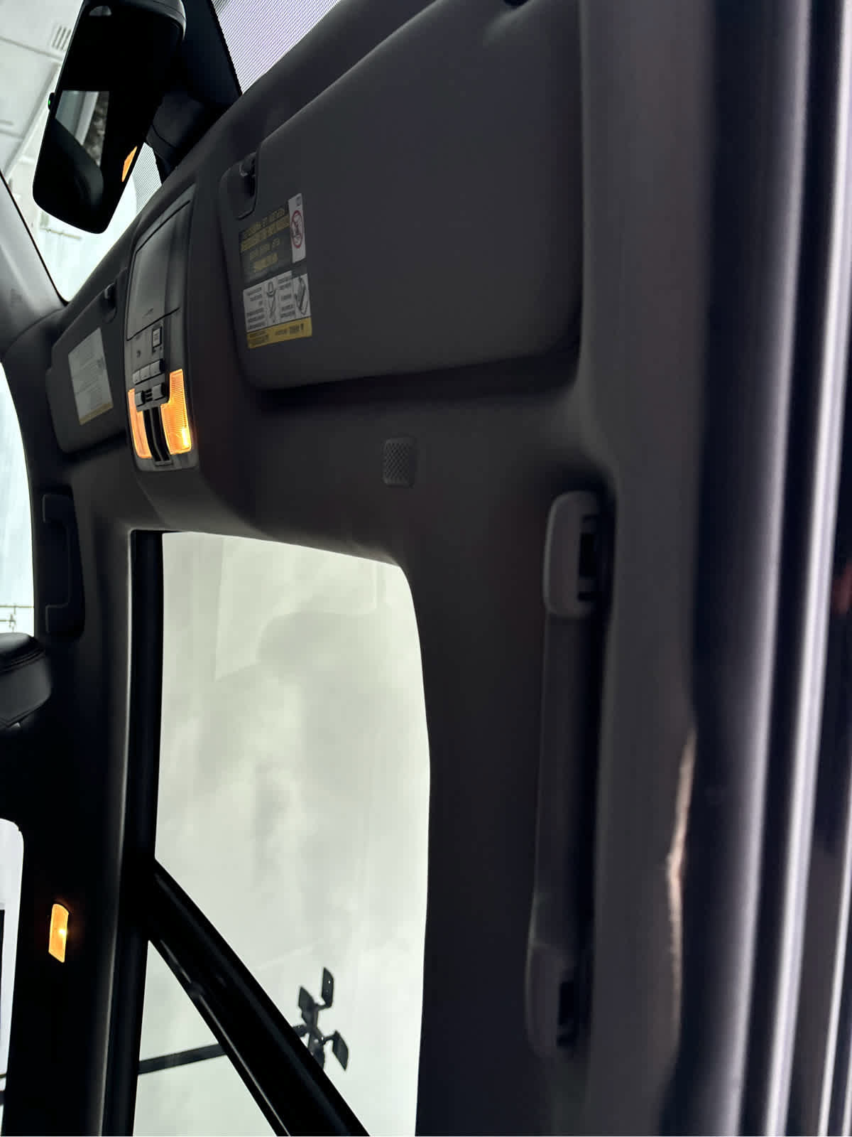 Used 2019 Toyota Highlander Limited Platinum image 10