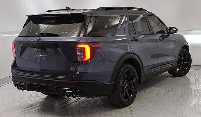 Certified 2021 Ford Explorer ST w/ Equipment Group 401A image 4