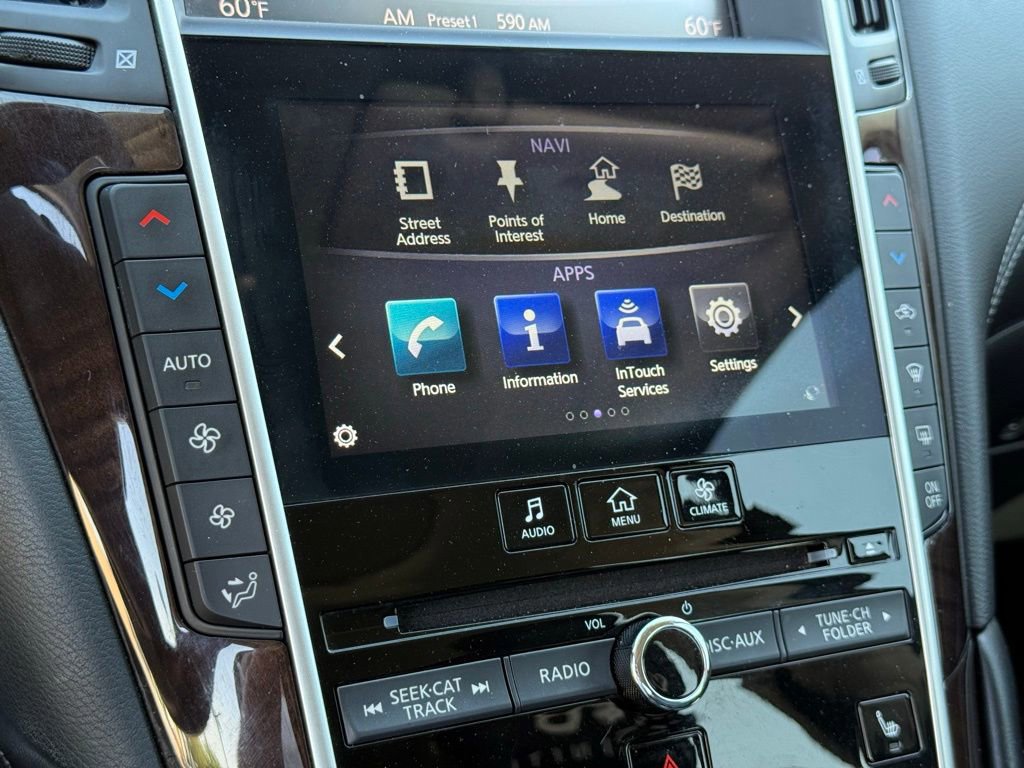 Used 2018 INFINITI Q50 Luxe w/ Essential Package (3.0T Luxe) image 9