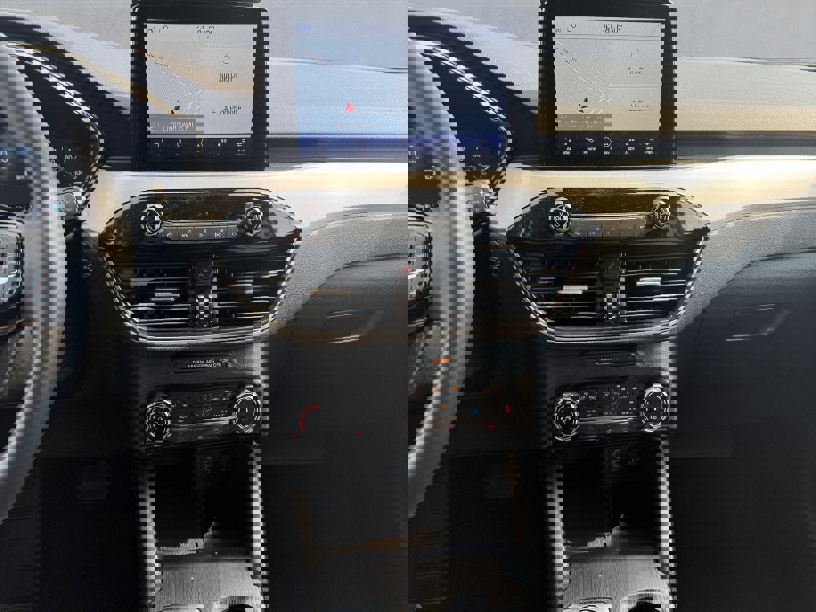 Certified 2022 Ford Escape SE w/ Cold Weather Package image 17