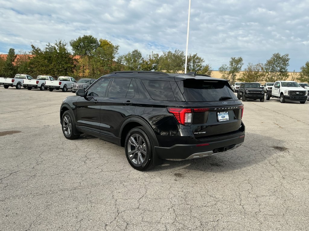 Certified 2026 Ford Explorer Active w/ Active Comfort Package AWD/4WD image 7