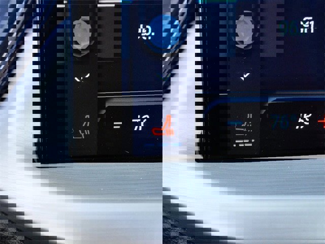 Certified 2025 Ford Escape Platinum image 22