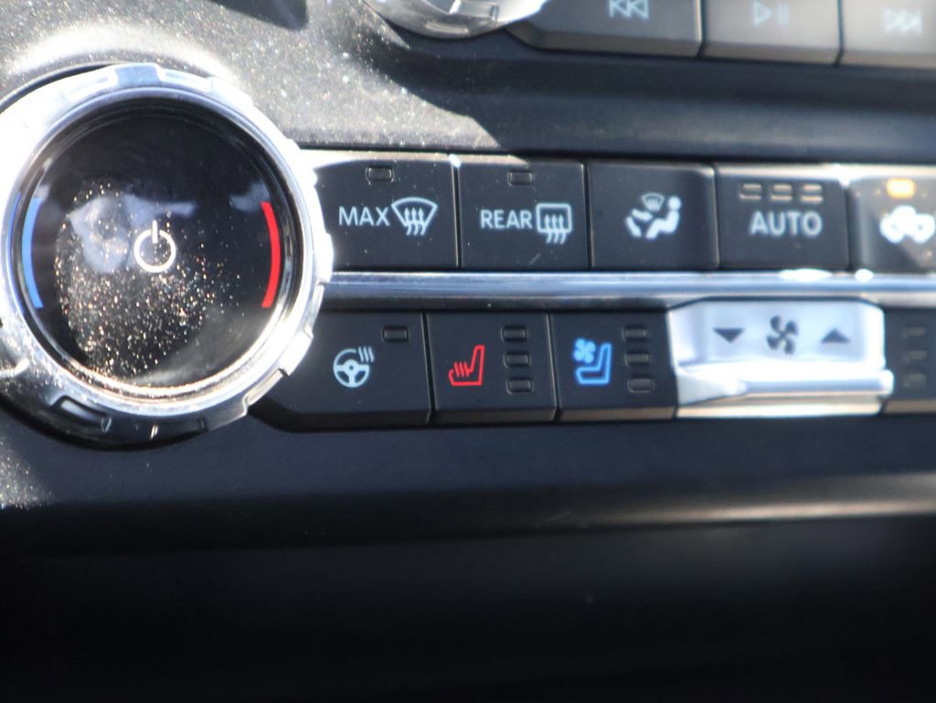 Certified 2024 Ford F250 Platinum AWD/4WD image 39