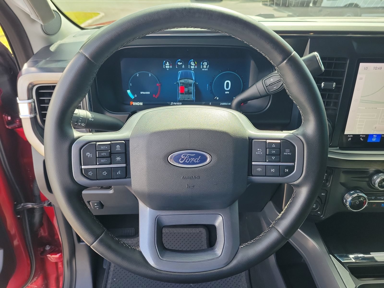 Certified 2025 Ford F250 Lariat w/ Lariat Ultimate Package AWD/4WD image 18
