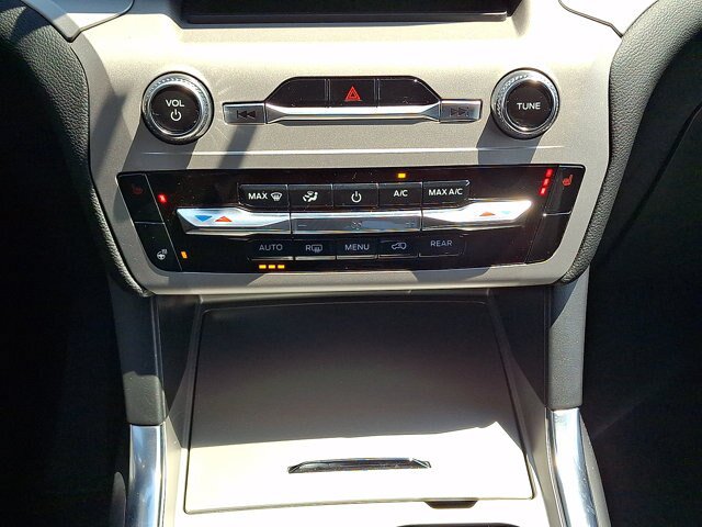 Certified 2023 Ford Explorer XLT w/ Equipment Group 202A AWD/4WD image 11