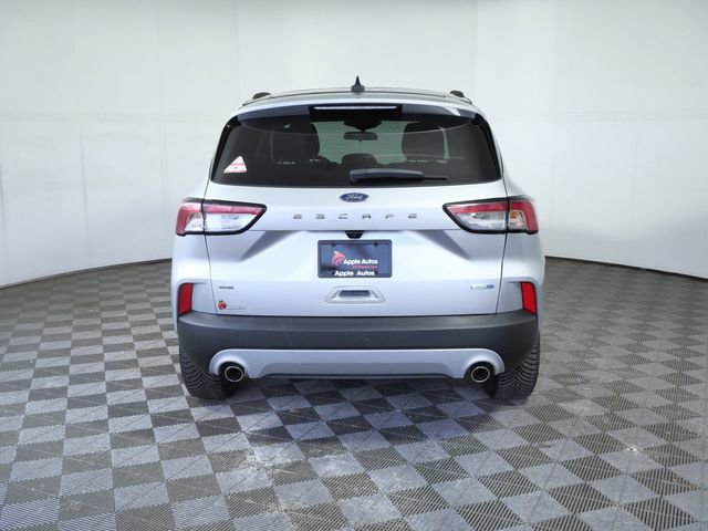 Certified 2020 Ford Escape SE image 7