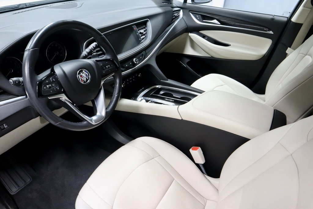 Used 2023 Buick Enclave Essence w/ Experience Buick Package image 31