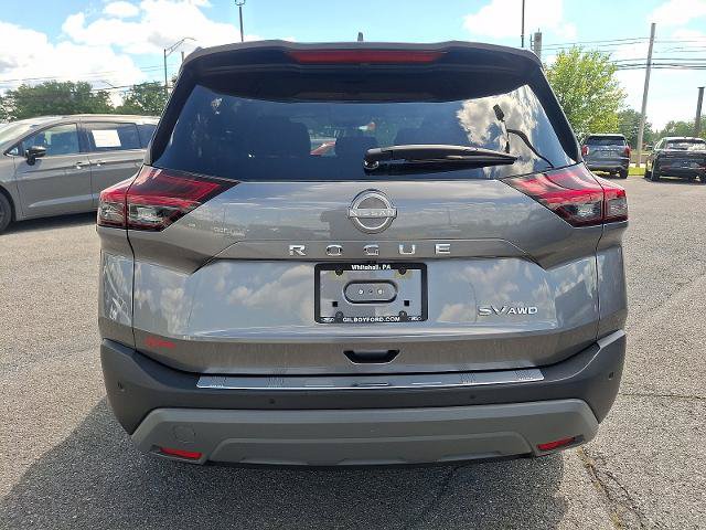 Used 2023 Nissan Rogue SV AWD/4WD image 5