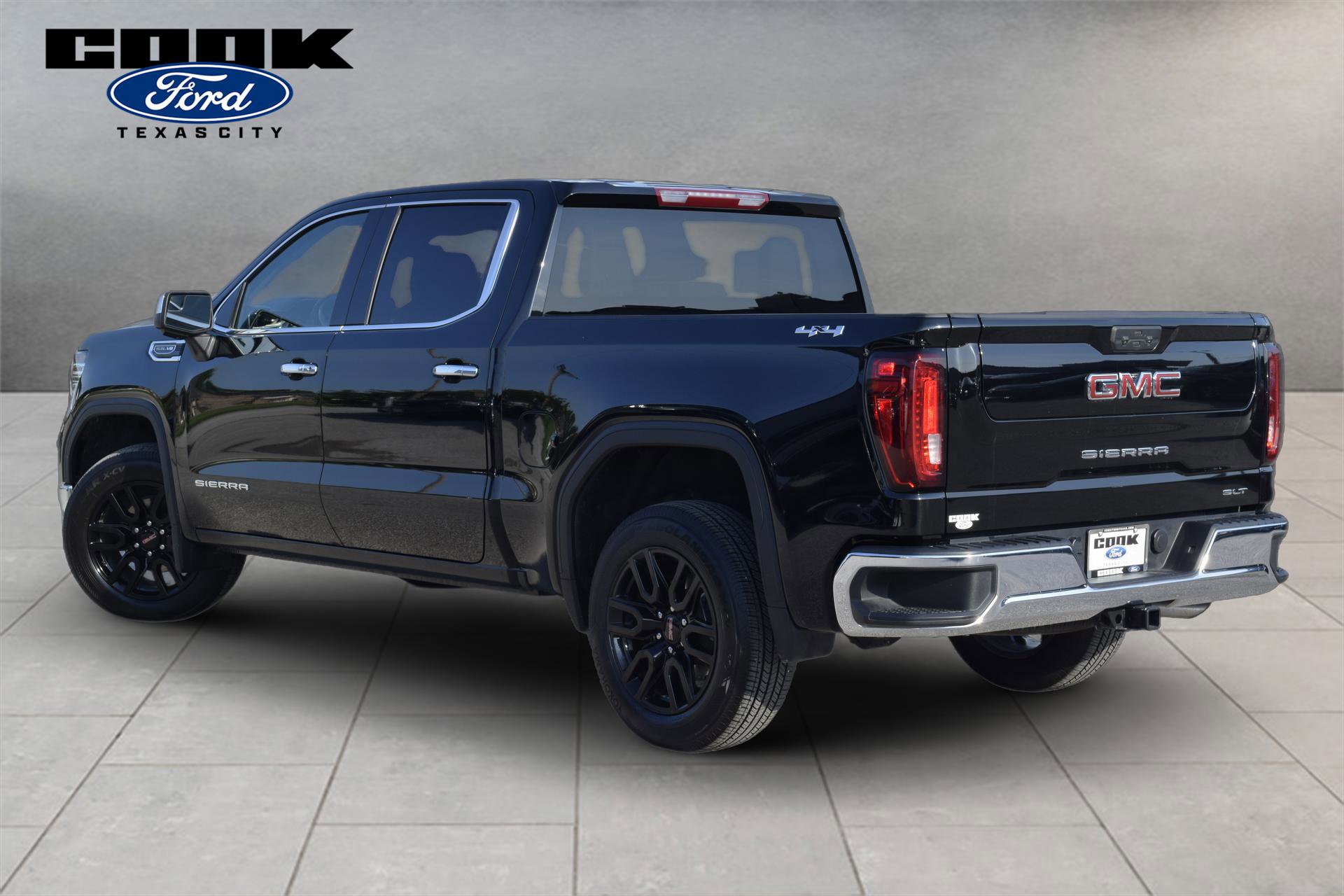 Used 2026 GMC Sierra 1500 SLT AWD/4WD image 3