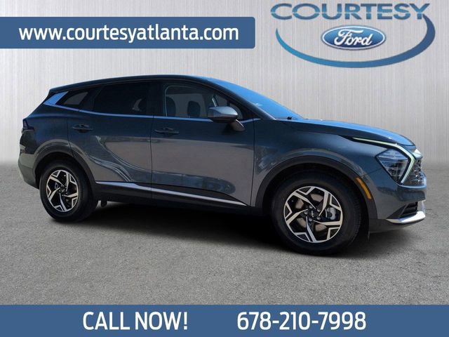 Used 2025 Kia Sportage LX image 6