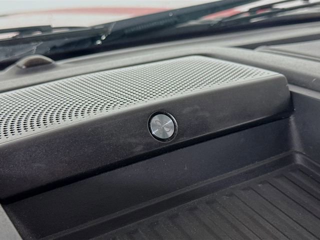 Certified 2019 Ford F150 Lariat w/ Equipment Group 502A Luxury image 19