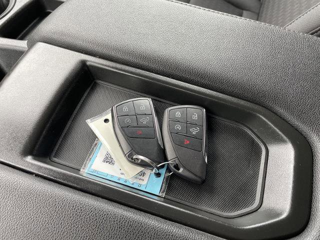 Used 2022 Chevrolet Silverado 1500 LT image 39