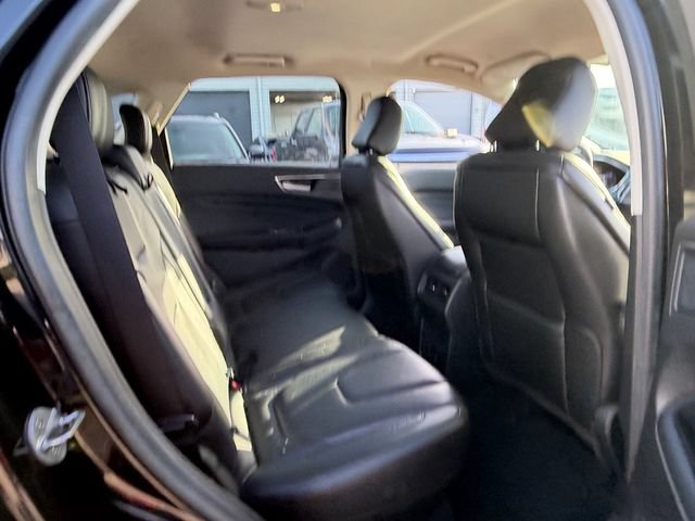 Certified 2020 Ford Edge Titanium w/ Cargo Accessory Package FWD image 17