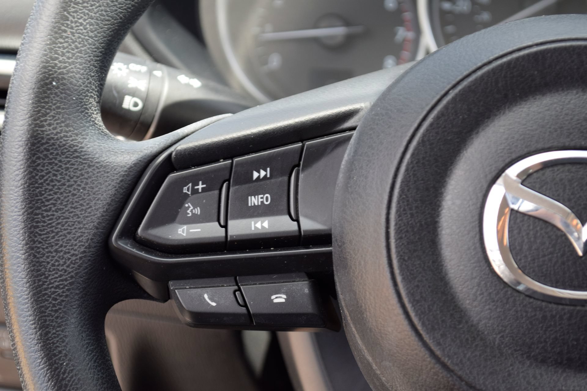 Used 2017 MAZDA CX-5 Sport FWD image 8