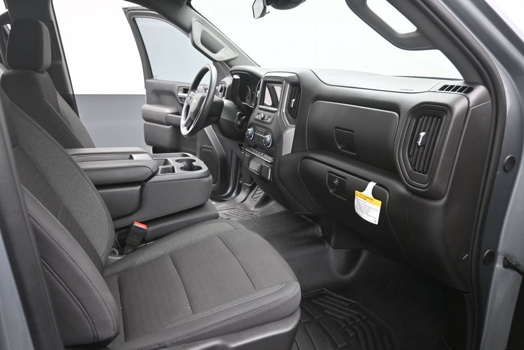 Used 2026 Chevrolet Silverado 1500 Custom AWD/4WD image 26