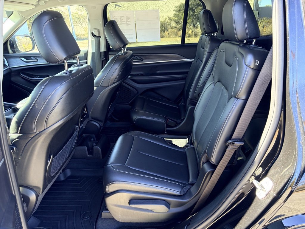 Used 2024 Jeep Grand Cherokee L Limited w/ MOPAR Finishing Package image 25