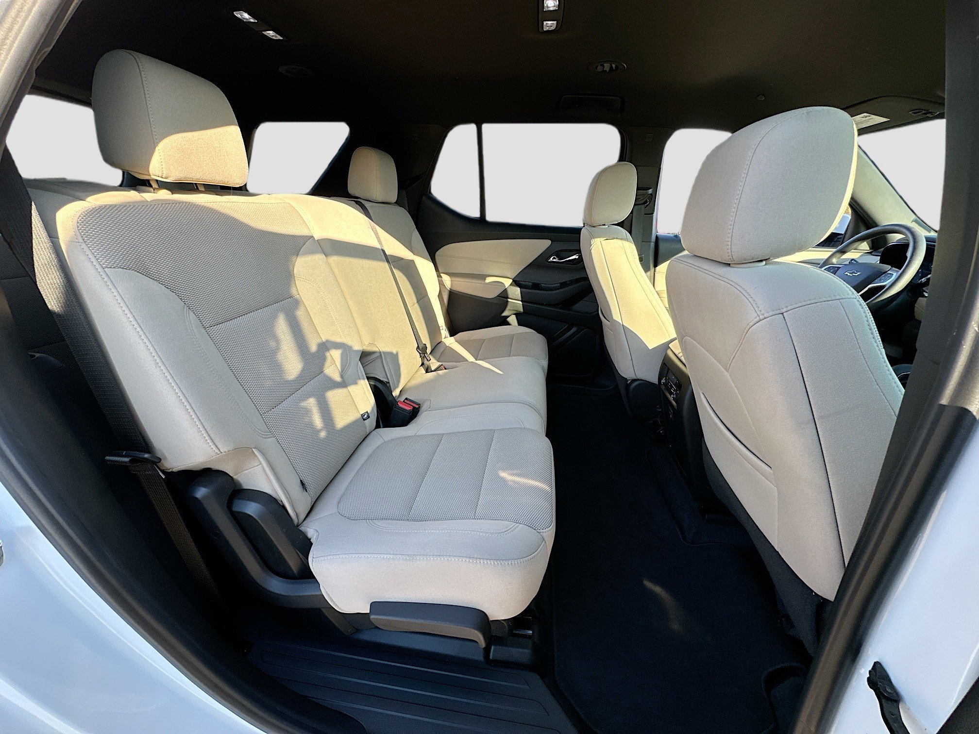 Used 2023 Chevrolet Traverse LS w/ Midnight/Sport Edition image 25