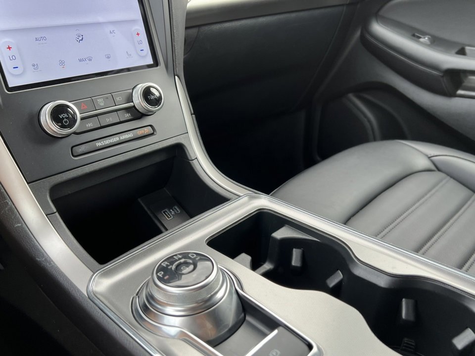 Certified 2022 Ford Edge SEL w/ Convenience Package image 32