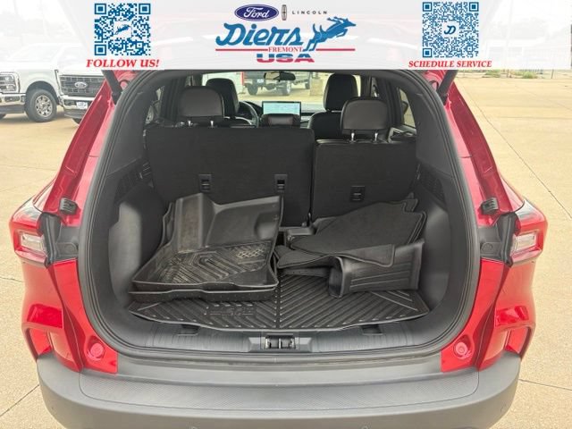 Certified 2025 Ford Escape ST-Line w/ Tech Pack #1 AWD/4WD image 7